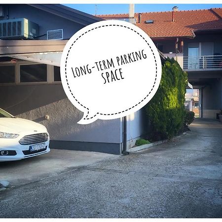 Apartment Anna - Free Pickup From Or Dropoff To Zagreb Airport At Any Time, Please Give Three Days Advance Notice - Long-Term Parking With Airport Transport Possibility Велика-Горица Экстерьер фото